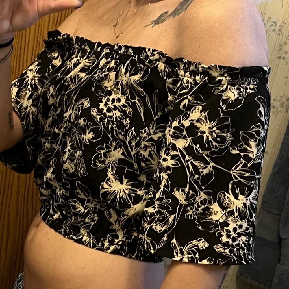 Stevie Sister off the shoulder crop top